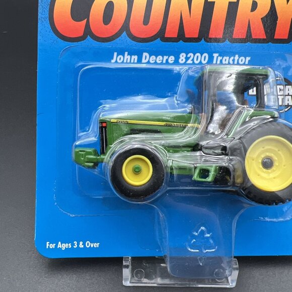 NIB Vintage 1997 Ertl John Deere 8200 Tractor #5064 1/64 Scale Metal Die Cast - Picture 3 of 9
